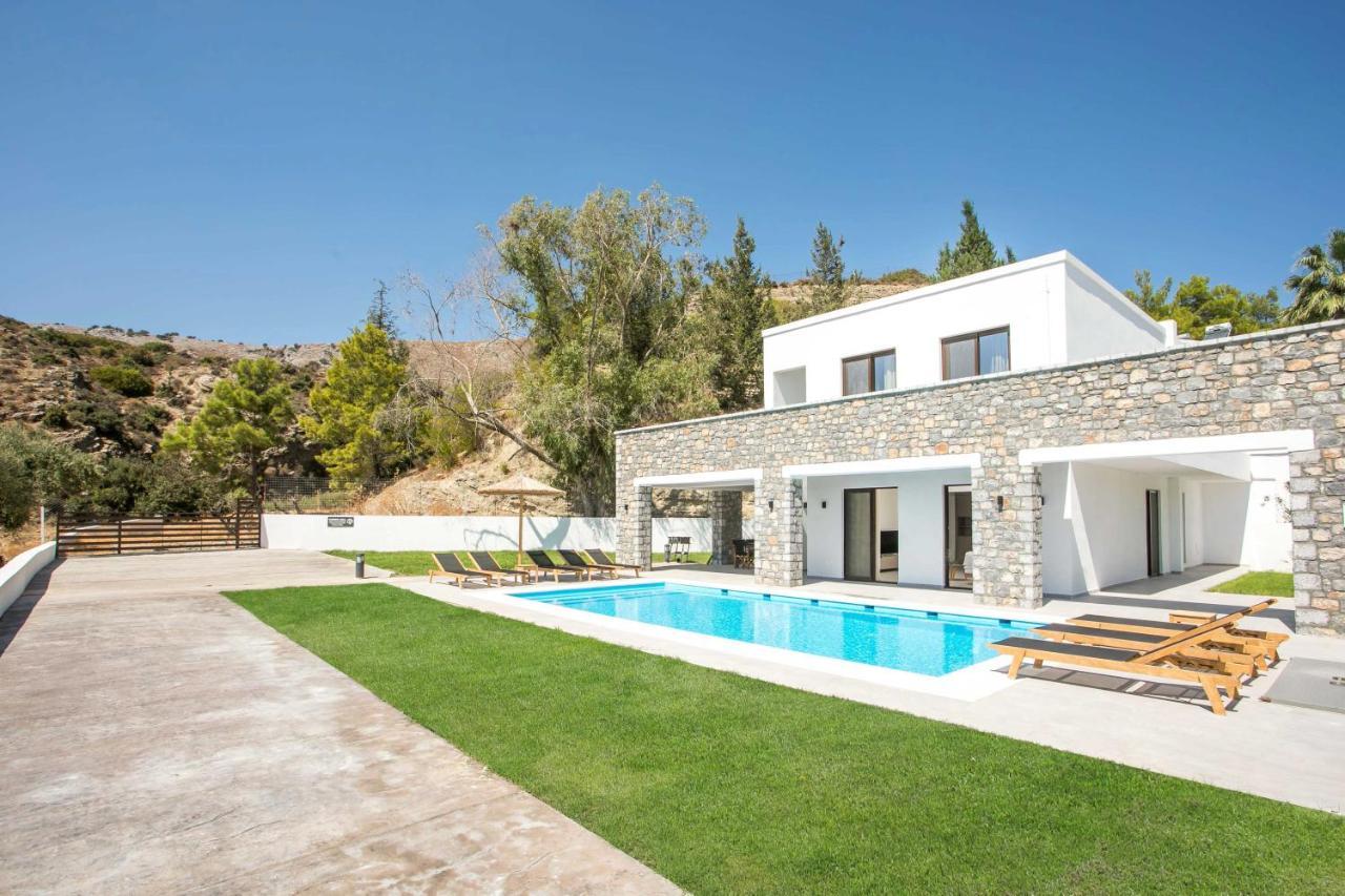 Terra Pietra Luxury Villas & Suites Лардос Екстериор снимка