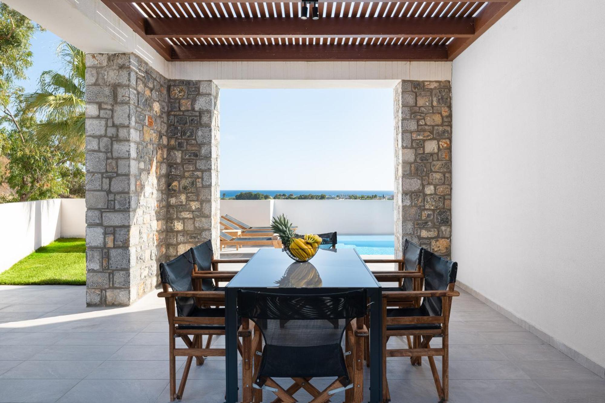 Terra Pietra Luxury Villas & Suites Лардос Екстериор снимка