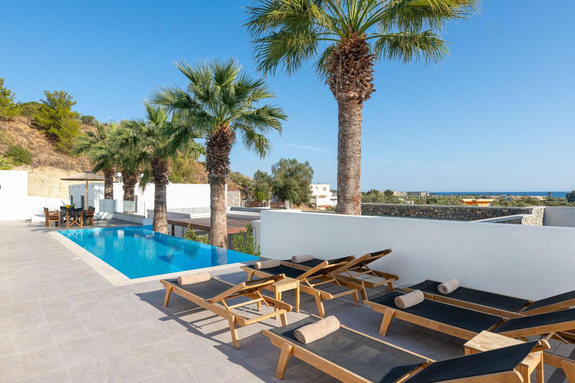 Terra Pietra Luxury Villas & Suites Лардос Екстериор снимка