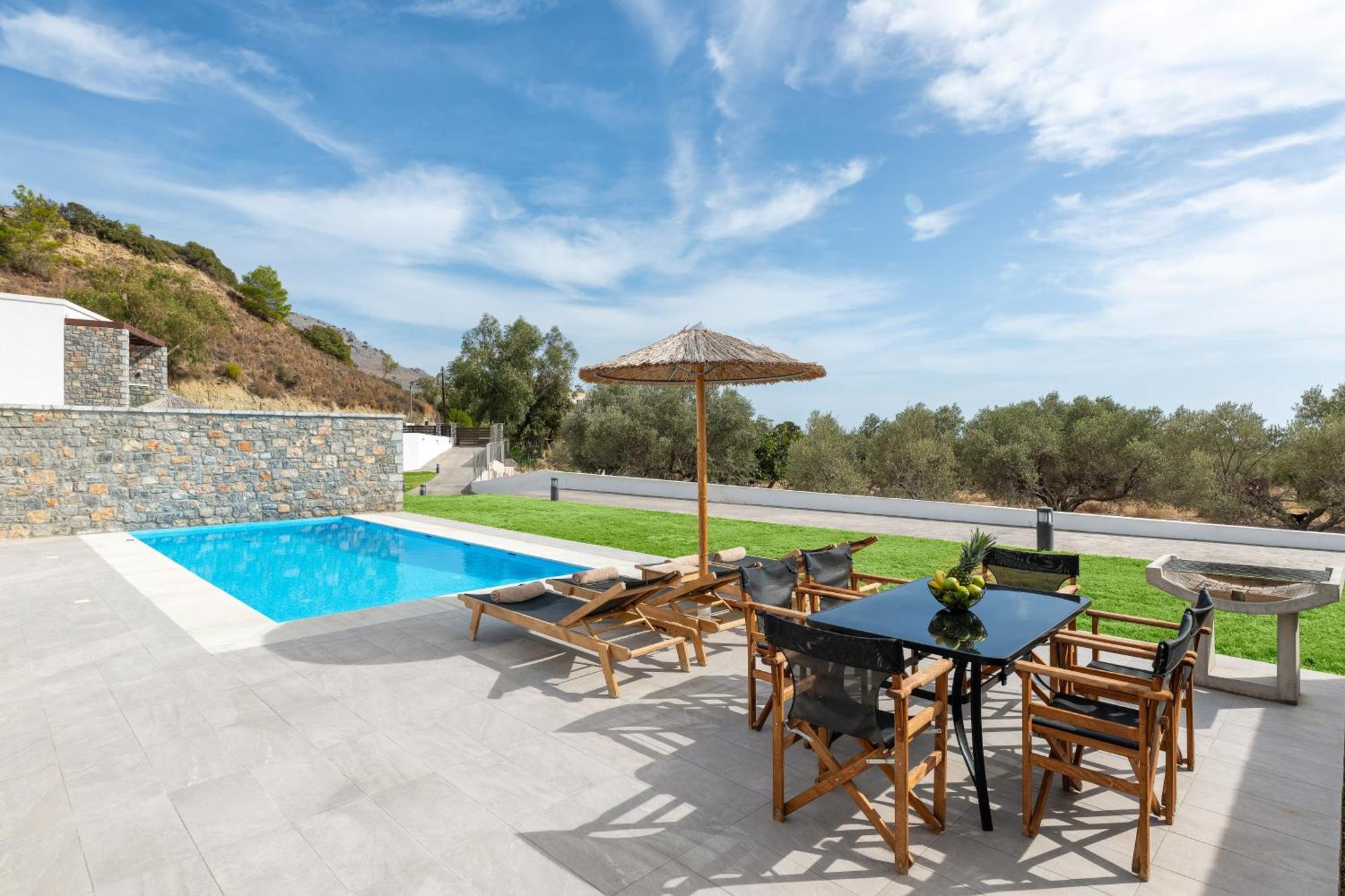 Terra Pietra Luxury Villas & Suites Лардос Екстериор снимка